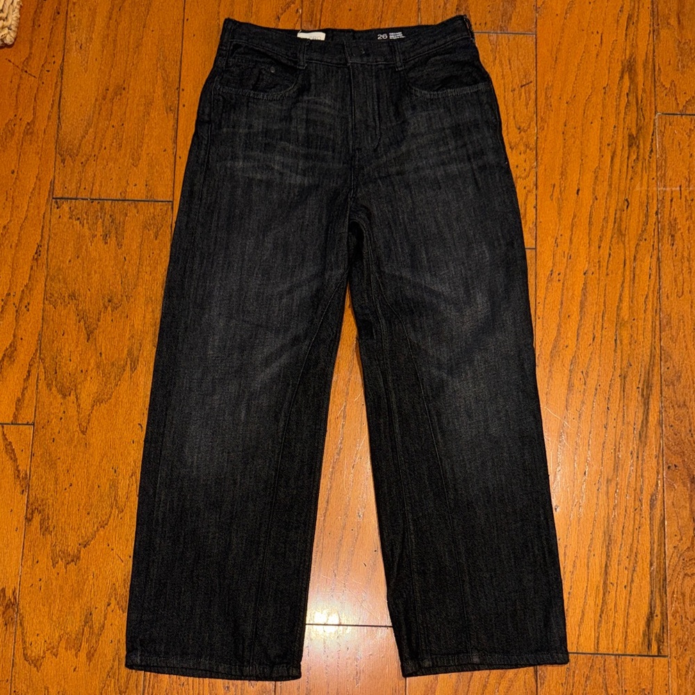 THE cutest black denim! Sz. 26, wide leg Pilcro, from Anthro-never worn!